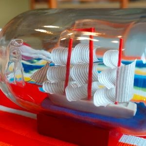 Ship in a glass bottle